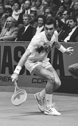Ivan Lendl (1984) cropped.jpg