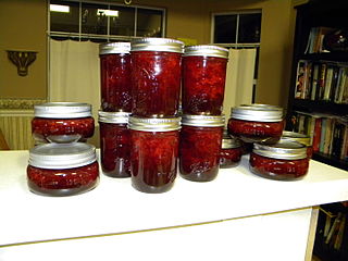 Gelling sugar Sugar product used to produce preserves