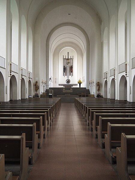 File:Kirche Heidingsfeld.jpg