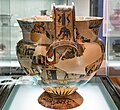 Anse du Vase François avec la Potnia, Ajax portant Achille, la Gorgone. V. 570 A.C. Cratère à volutes signé Kleitas et Ergotimos. MNArch Florence[94]