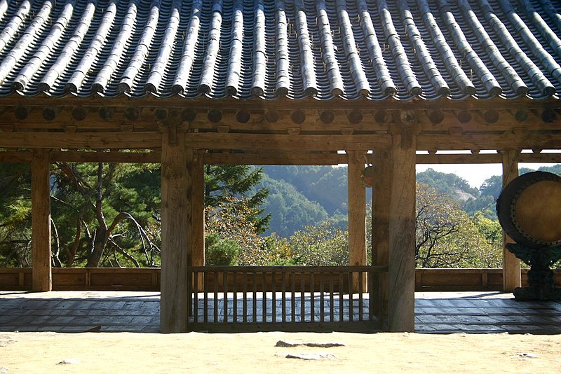 File:Korea-Andong-Bongjeongsa-Pavilion-01.jpg