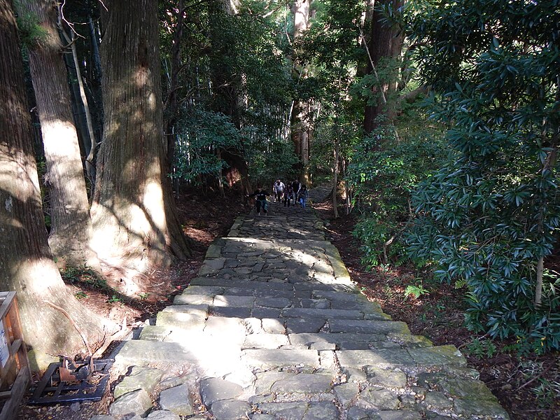 File:Kumano Kodo pilgrimage route Kumano Hayatama Taisha World heritage 熊野古道 熊野速玉大社11.JPG