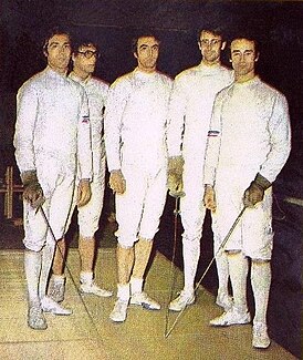 L'équipe de France olympique de fleuret en 1972 (Talvard, Magnan, Noël, Revenu et Berolatti).jpg