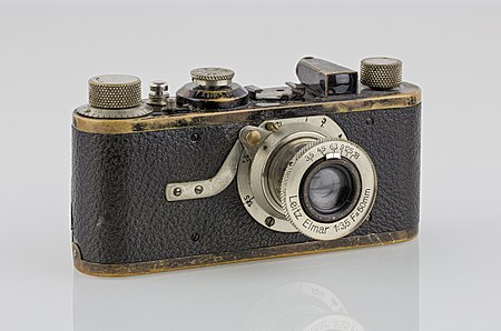 Tập_tin:LEI0060_186_Leica_I_Sn.5193_1927_Originalzustand_Front-2_FS-15.jpg