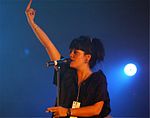 Lily Allen, musician Lily Allen @ Solidays 2007.jpg