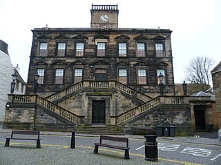 <span class="mw-page-title-main">Linlithgow Burgh Halls</span> Municipal building in Linlithgow, Scotland