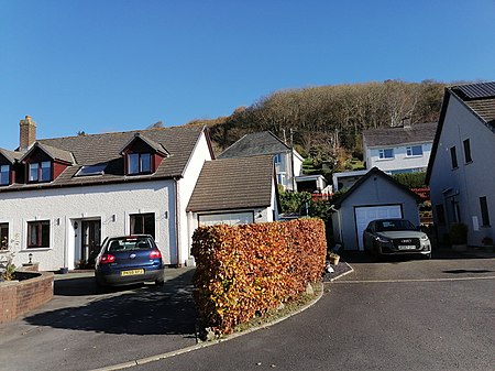 Llanrhystyd Road railway station