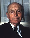 Lord Alec Douglas-Home Allan Warren.jpg