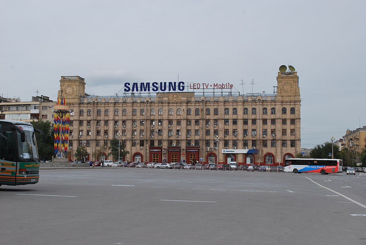 Файл:Main Post Office in Volgograd 001.jpg — Википедия