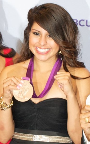 File:Marlen Esparza - Olympic Medal winner at ALMA Awards (cropped).jpg