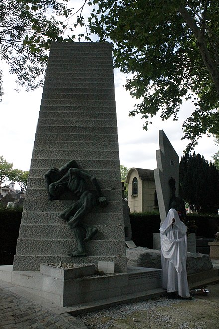 Memorial to Mauthausen Concentration Camp, Pere Lachaise Cemetery, Paris