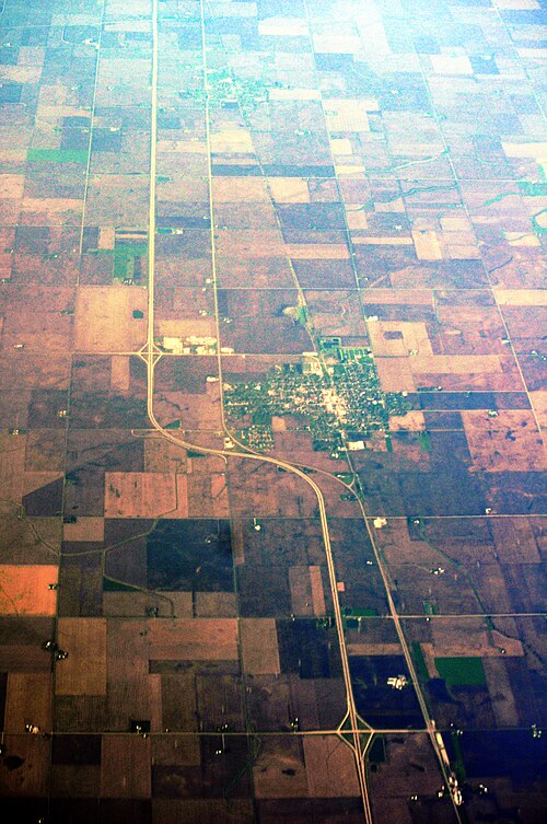 Aerial view of I-39 as it passes Minonk, Illinois, April 2012