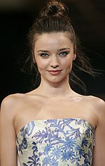 Gambar mini seharga Miranda Kerr