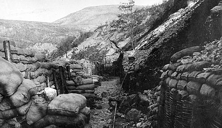 Trenches at the mount Skabrijel in 1917 Monte San Gabriele (Skabrijel), loveszarok, hatterben a Monte Santo. Fortepan 52341.jpg