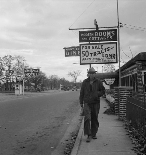 Monteagle highway scene, circa 1941