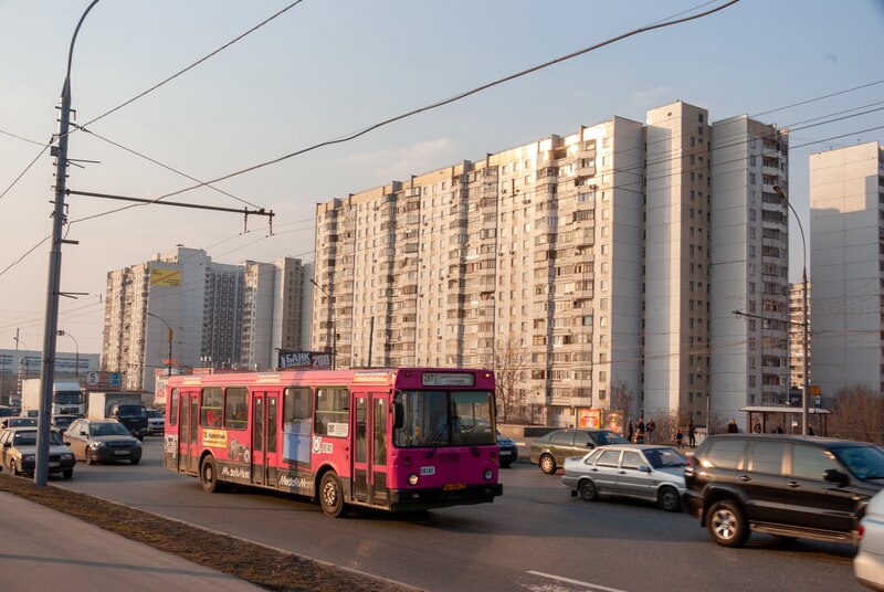 File:Moscow bus 16141 2010-04 1270837763 Kashirskoye Highway LiAZ-5256.tif