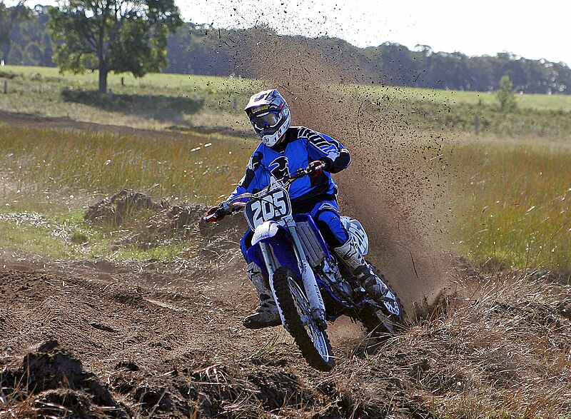 File:MotoX racing03 edit.jpg