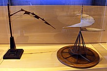 Modern models of Leonardo's aerial screw Museo leonardiano di vinci, modellini per il volo.JPG