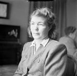 Die Dichterin Aale Tynni, Gold 1948