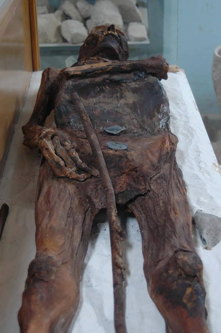 Tập_tin:Palmyrene_mummy.png