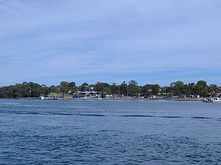 <span class="mw-page-title-main">Paynesville, Victoria</span> Town in Victoria, Australia