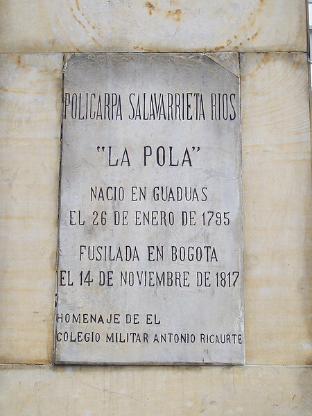 File:Placa a La Pola.JPG