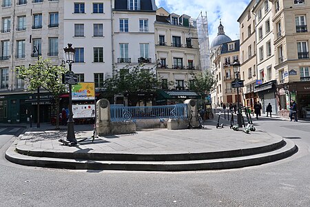 Place Jacqueline de Romilly, Paris 5e