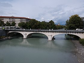 El puente después de la renovación en 2017