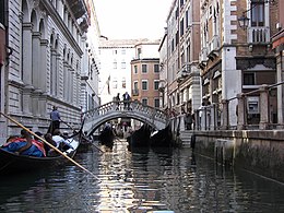 Ponte Tron o de la Piavola.jpg