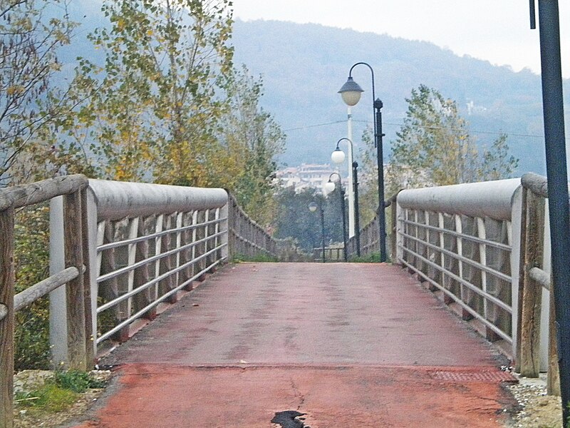 File:Ponte della ciclabile alla Passerella 1.jpg