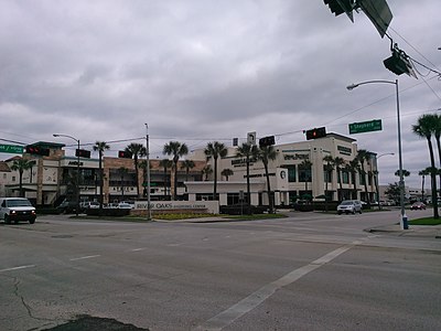 River Oaks Shopping Center