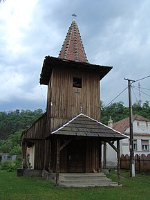Biserica de lemn din satul Sadu