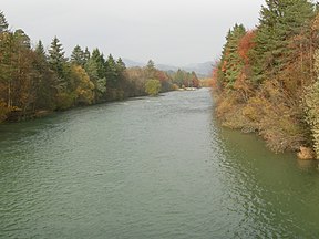 Sava-áin nálægt bænum Radovljica í Norður-Slóveníu