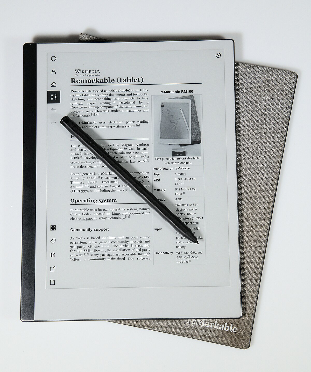 File:ReMarkable 2 tablet with Wikipedia article.jpg - Wikipedia