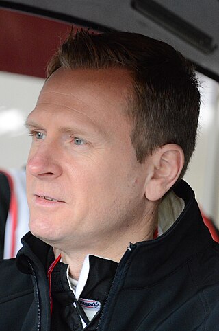 <span class="mw-page-title-main">Richard Hawken</span> British racing driver (born 1972)