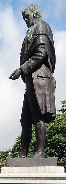 File:Robert Burns, Union Terrace, Aberdeen, 1892 Henry Bain Smith, bronze, photo Jane Cartney 2010.jpg