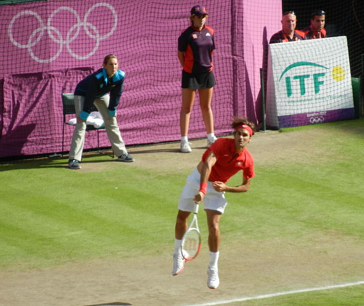 File:Roger Federer London 2012 Men's Singles Quarterfinals cropped.jpg