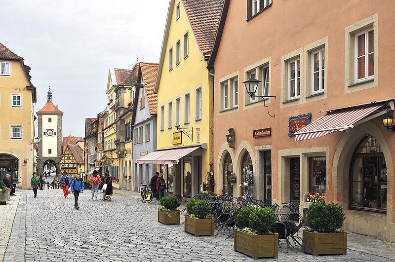 File:Rothenburg-ob-der-Tauber, calles 06.jpg