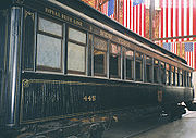 Royal Blue coach (B&O 1890).jpg