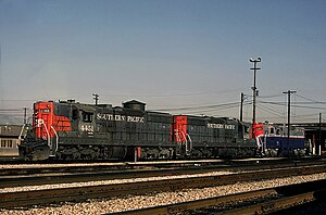 SP 4451 4450 и 3187 Lenzen Apr 85xRP - Flickr - drewj1946.jpg