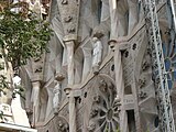 ]]. C. de Mallorca, 401 (Barcelona). This is a photo of a monument listed in the Catalan heritage register of Béns Culturals d'Interès Nacional and the Spanish heritage register of Bienes de Interés Cultural under the reference RI-51-0003813. Object location 41° 24′ 13″ N, 2° 10′ 27.98″ E  View all coordinates using: OpenStreetMap