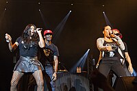 Salt-N-Pepa became one of the most successful and influential female rap groups of all time. Salt-n-Pepa (2).jpg