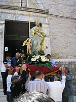 Procession of a statue at Bellante