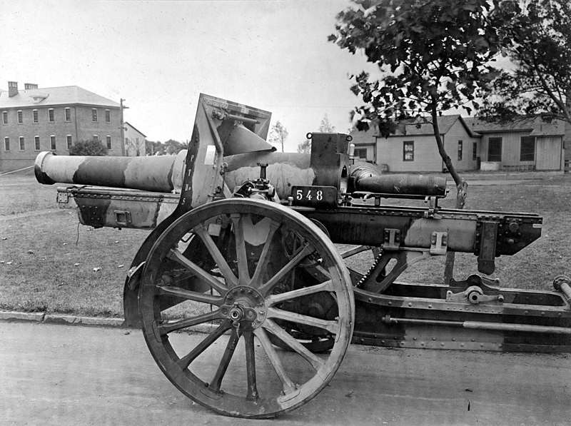 File:Schneider 155mm howitzer-NARA-45522984.jpg