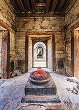 Shiva linga inside Pandra Shivalaya -Pashupatinath Temple Photograph: Bijay Chaurasia
