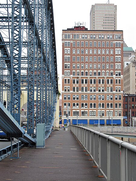 House Building from the Smithfield Street Bridge