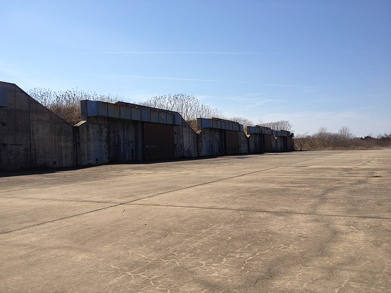 File:Storage bunkers at Griffiss.jpeg