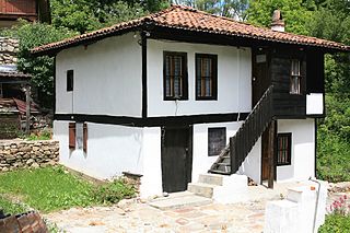 <span class="mw-page-title-main">Svezhen</span> Place in Brezovo, Bulgaria
