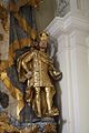 Szent László király szobra a főoltárról