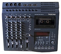 Tascam PortaStudio 424 MKII crop.jpg